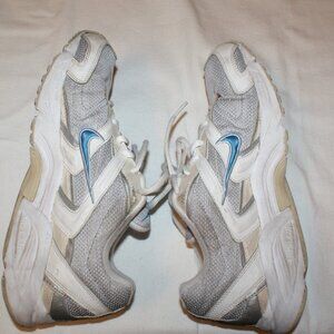 Nike Air Walking Shoes size 9
